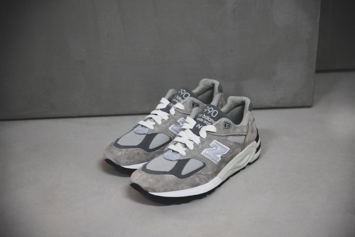 SNEAKER FEATURE:  A REVAMP OF THE NEW BALANCE MADE IN US 990V2