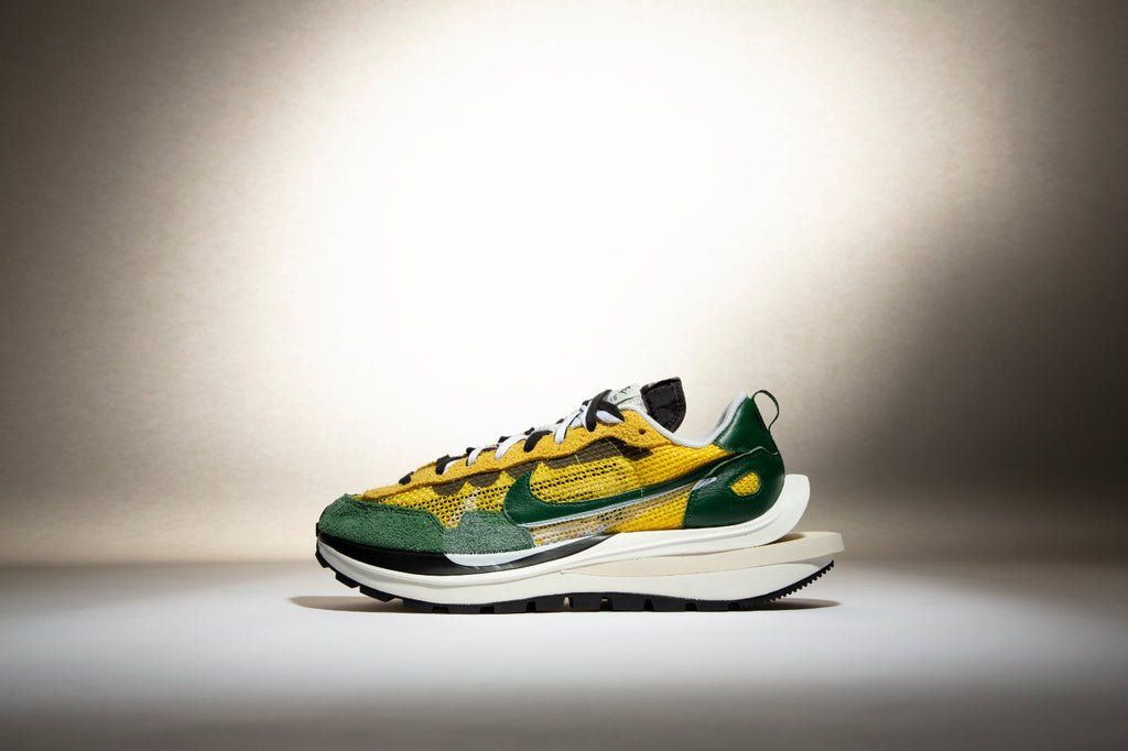 RAFFLE: Sacai x Nike Vaporwaffle 