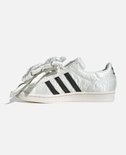 Superstar (White)