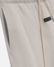 Essential Sweatpants (Grey)