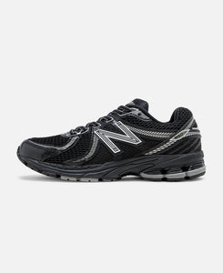 860 V2 (Black)