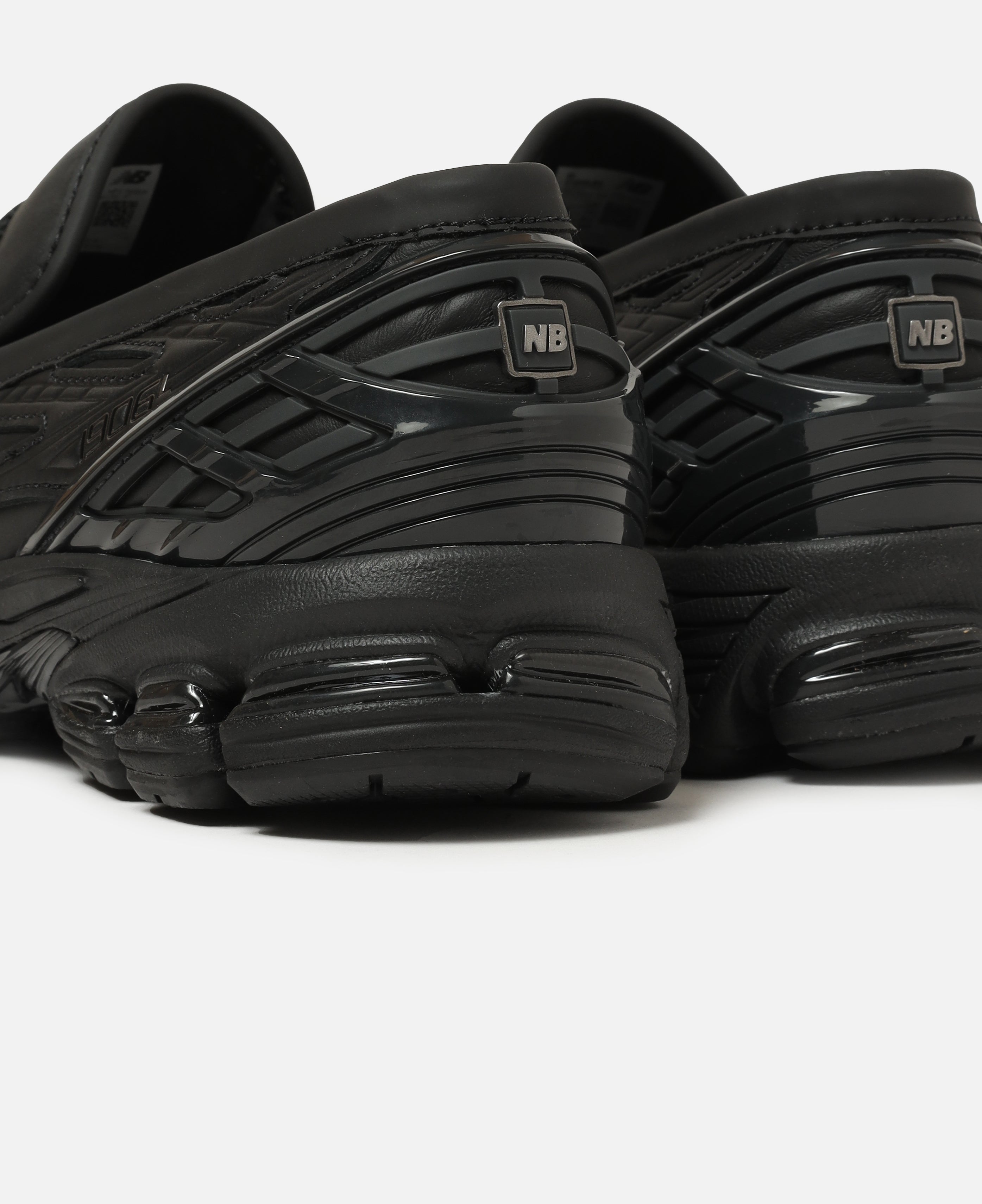 U1906LNT (Black)