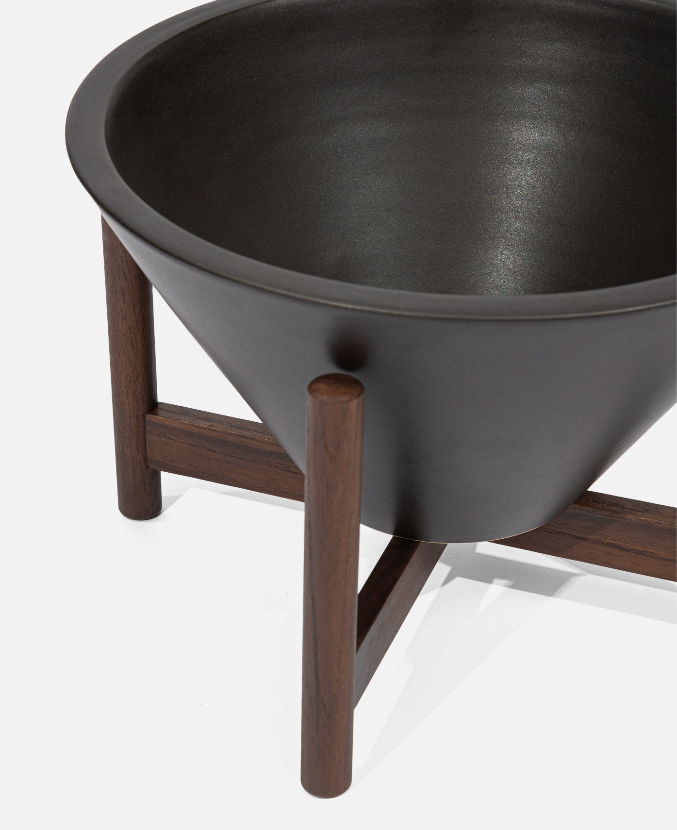 Case Study® Small Apex With Wood Stand (Black)